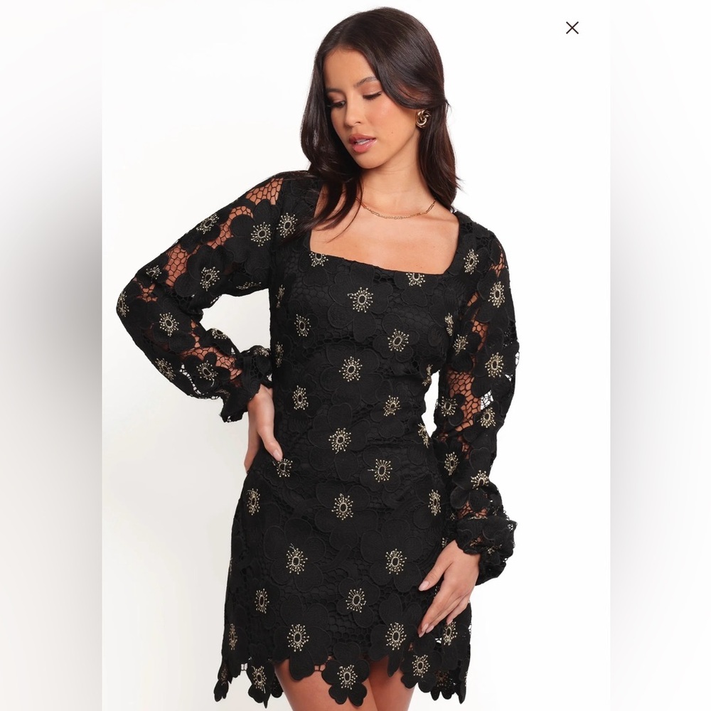 Bardley Long Sleeve Mini Dress | Black & Gold Floral Detail w/ Lace Pattern Hem